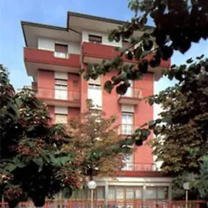 hotel-rossini-rimini.emilia-romagnahotels.net/